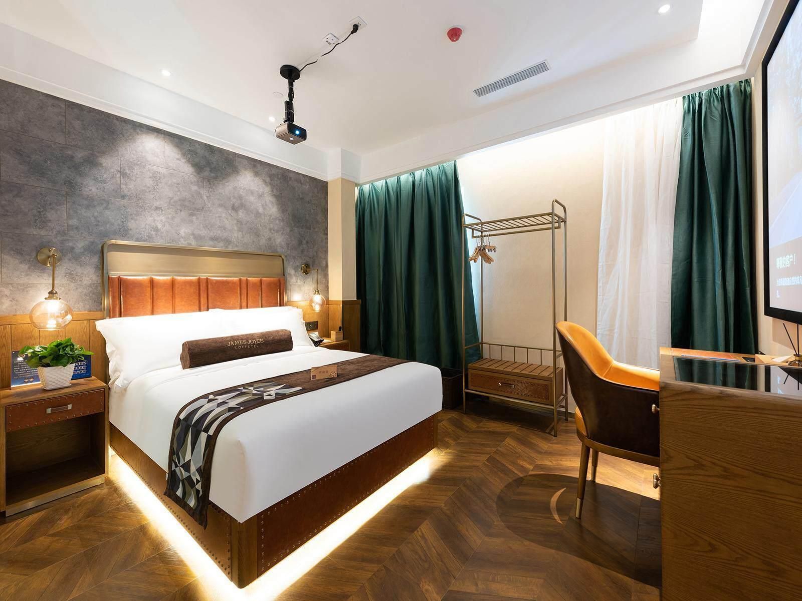 James Joyce - Feifan Bed Room