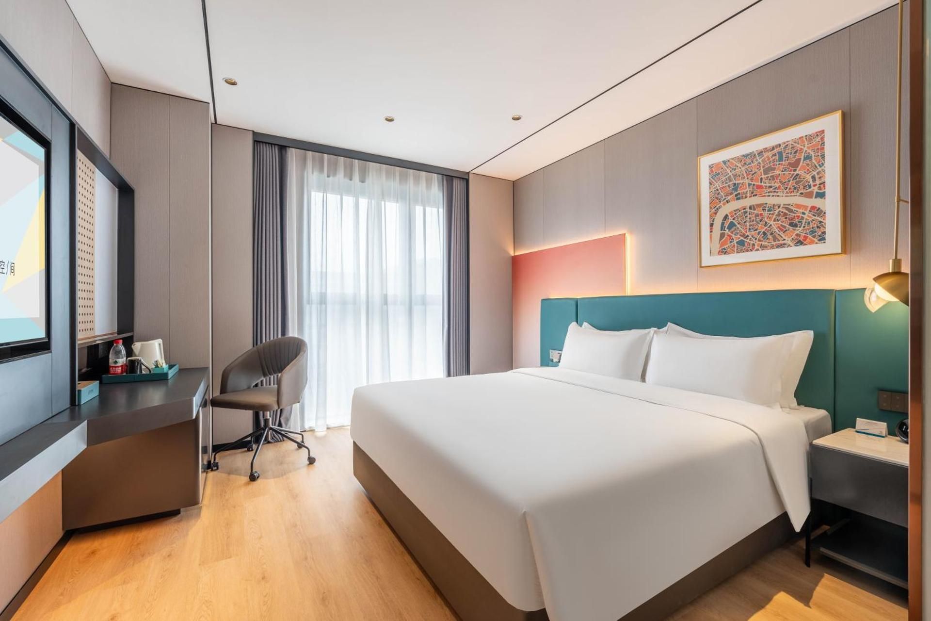 Standard King Room