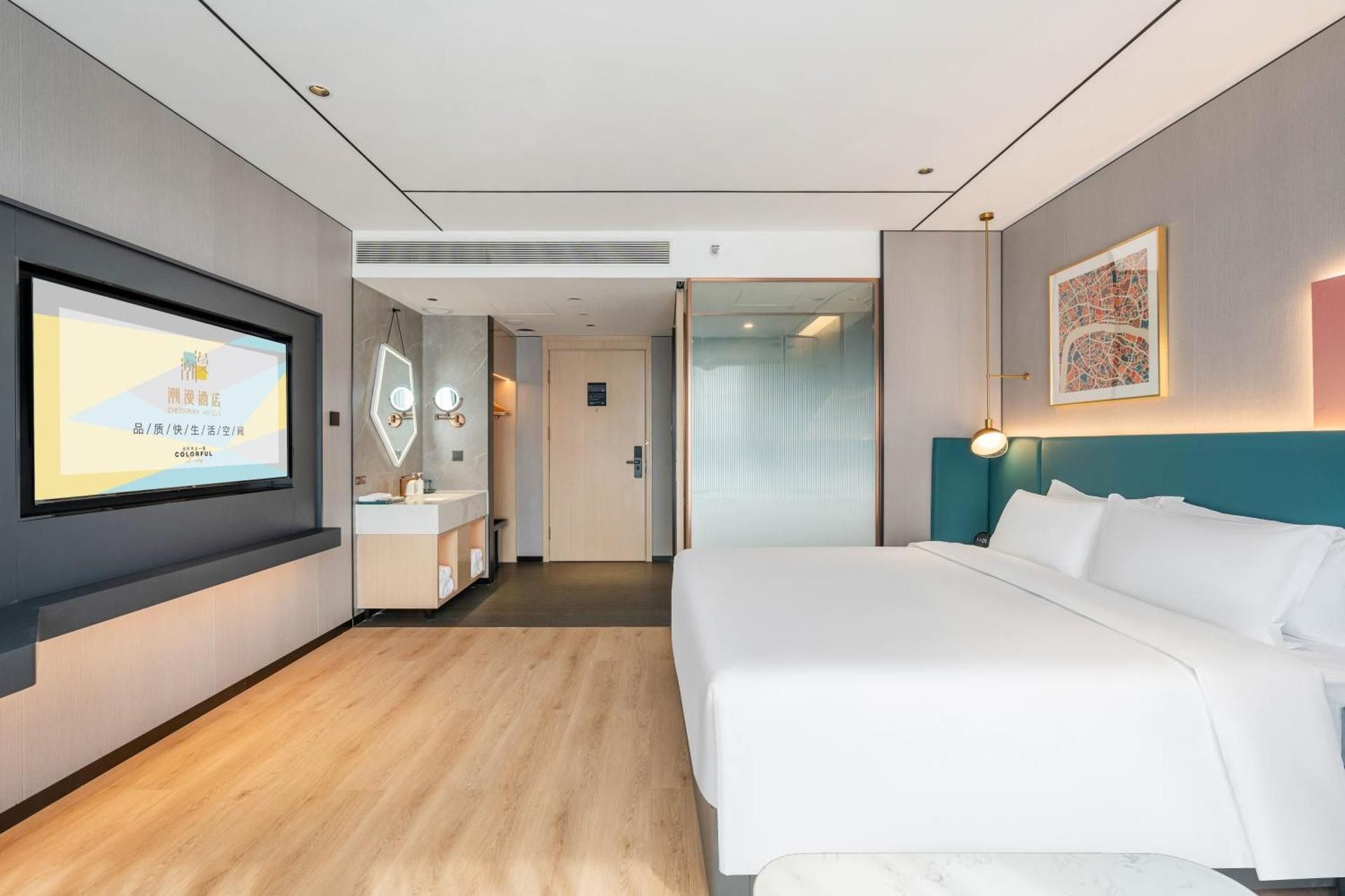 Business King Room