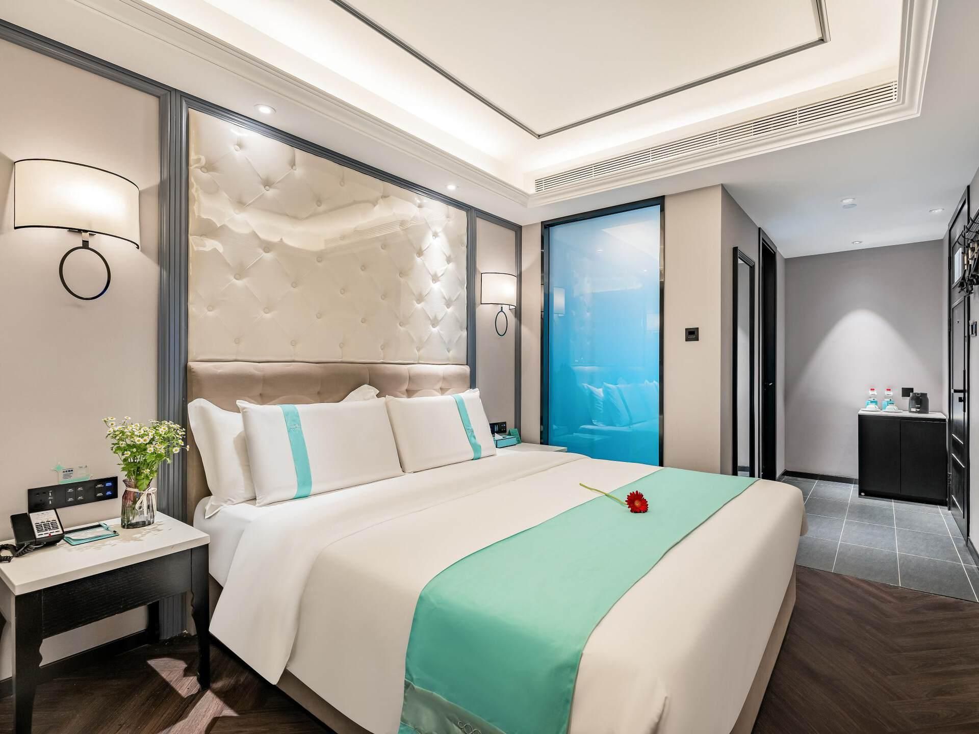 Xana - Pure 1 Bed Room