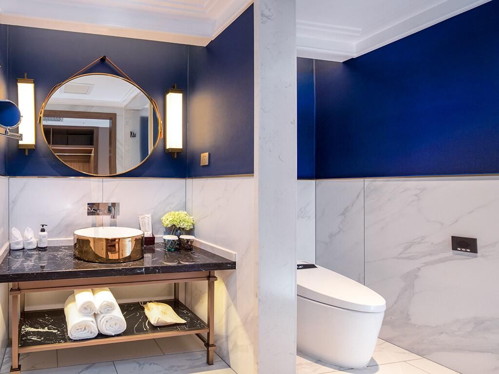 WH - Deluxe Room Twin