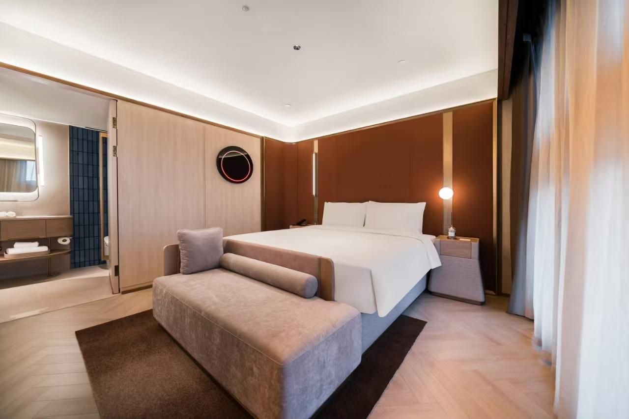 Huazhu - Executive Suite