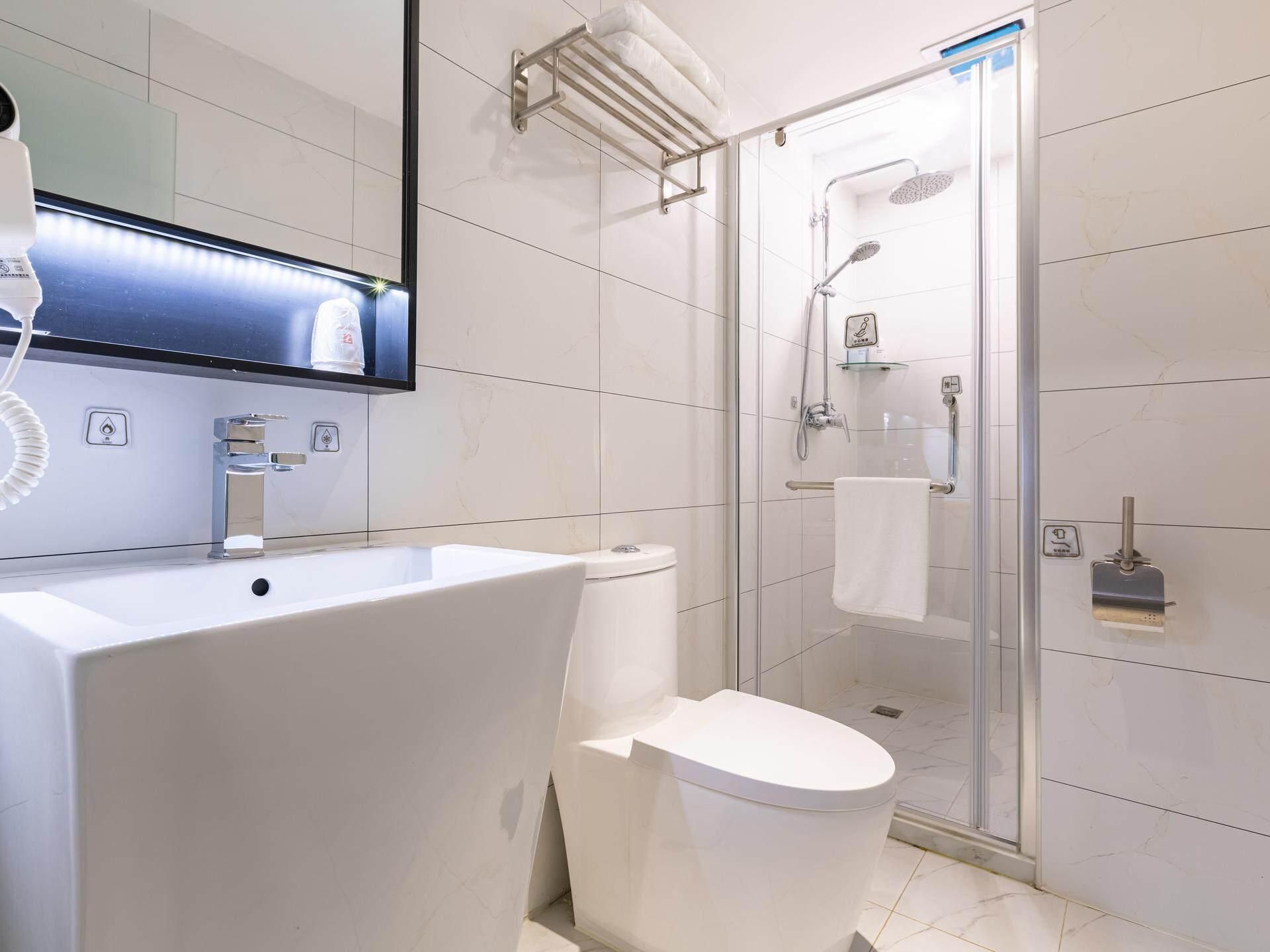 Landscape Twin Room
