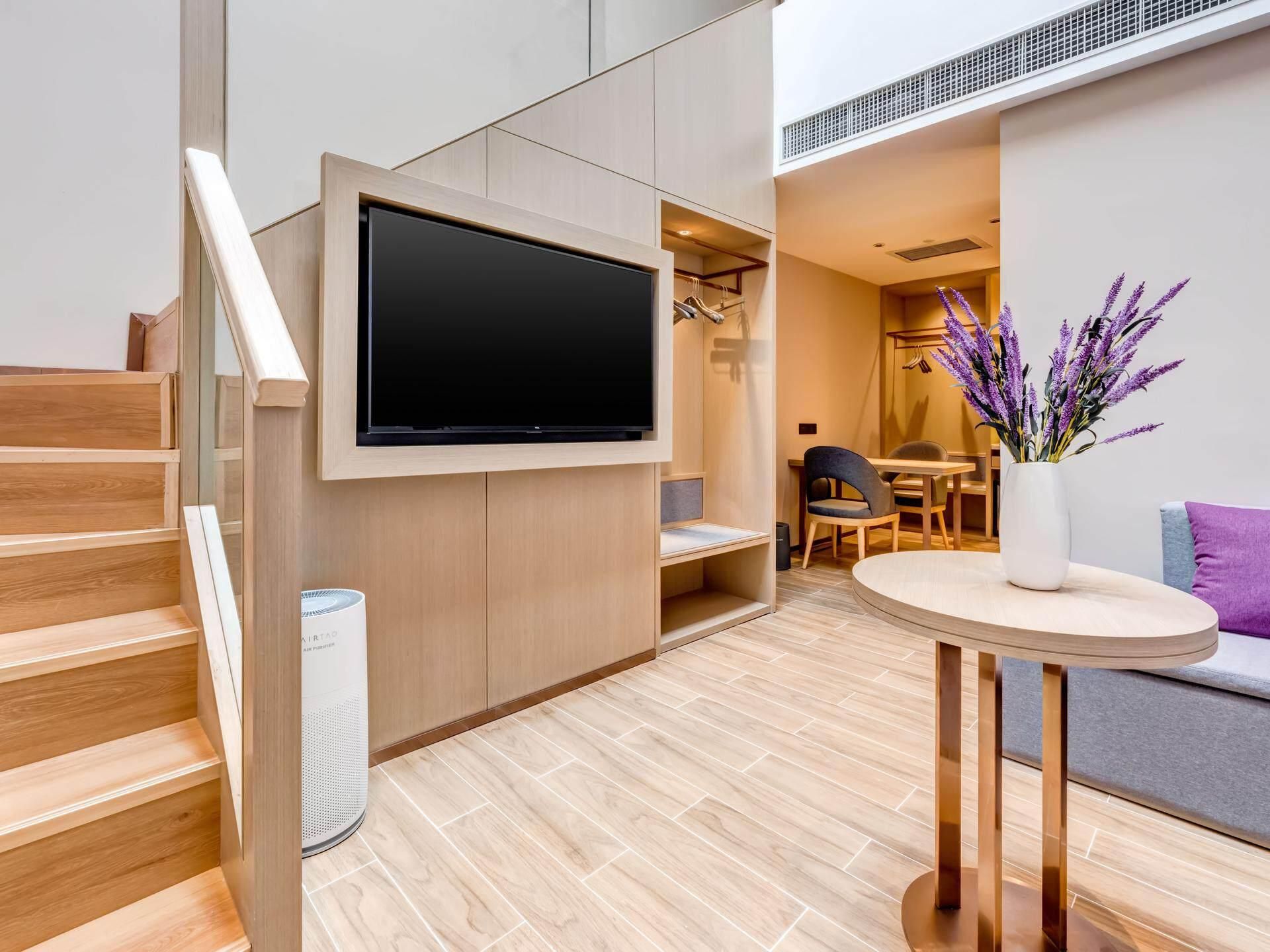 WH - Duplex 1 Bed Room