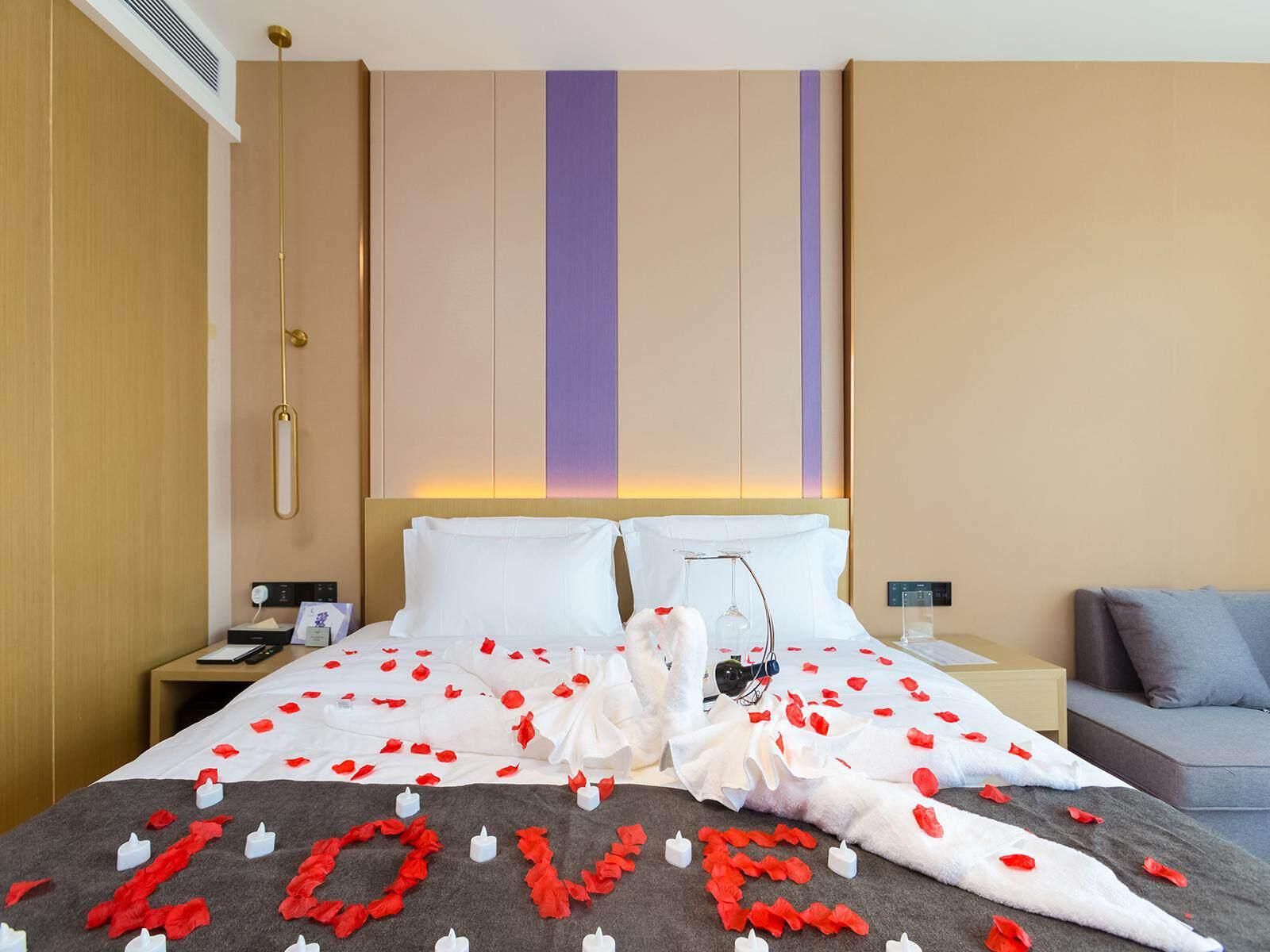 James Joyce - Feifan Bed Room