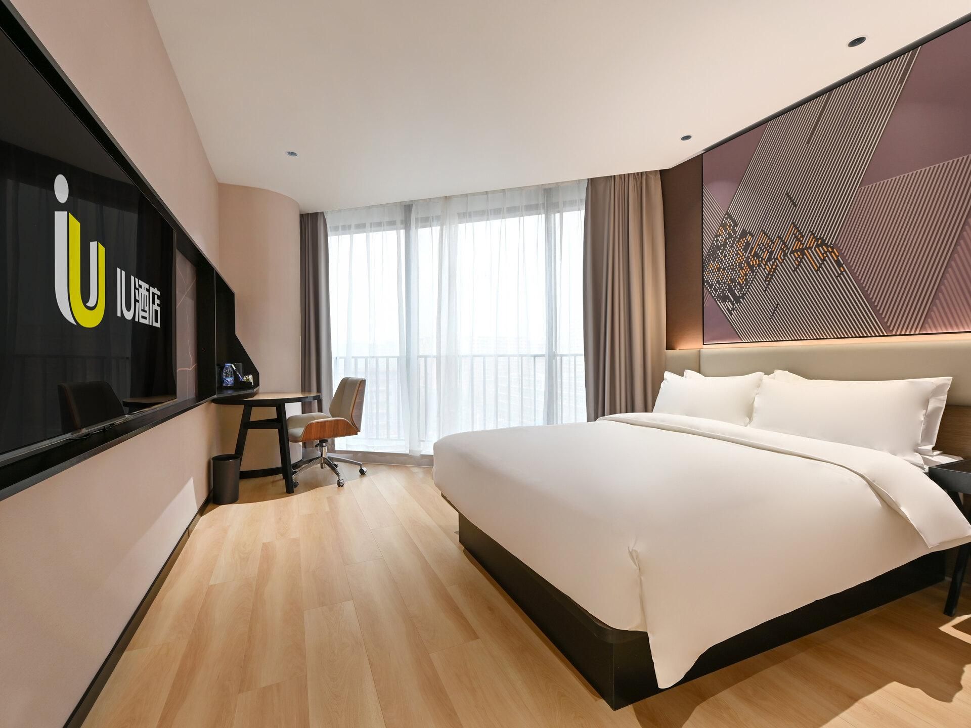U Zero pressure king bed room