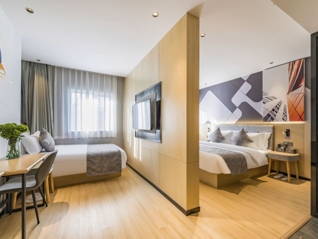 WH - Fmaily Room, Happly Planet Theme