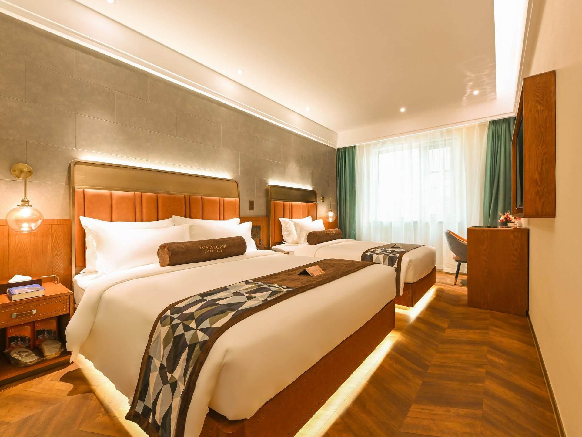 WH - Feifan Family Room