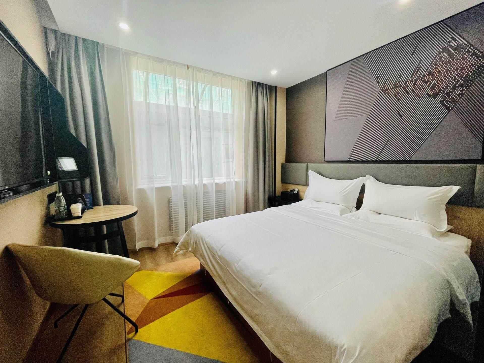 IU Compact U - Exquisite Bed Room