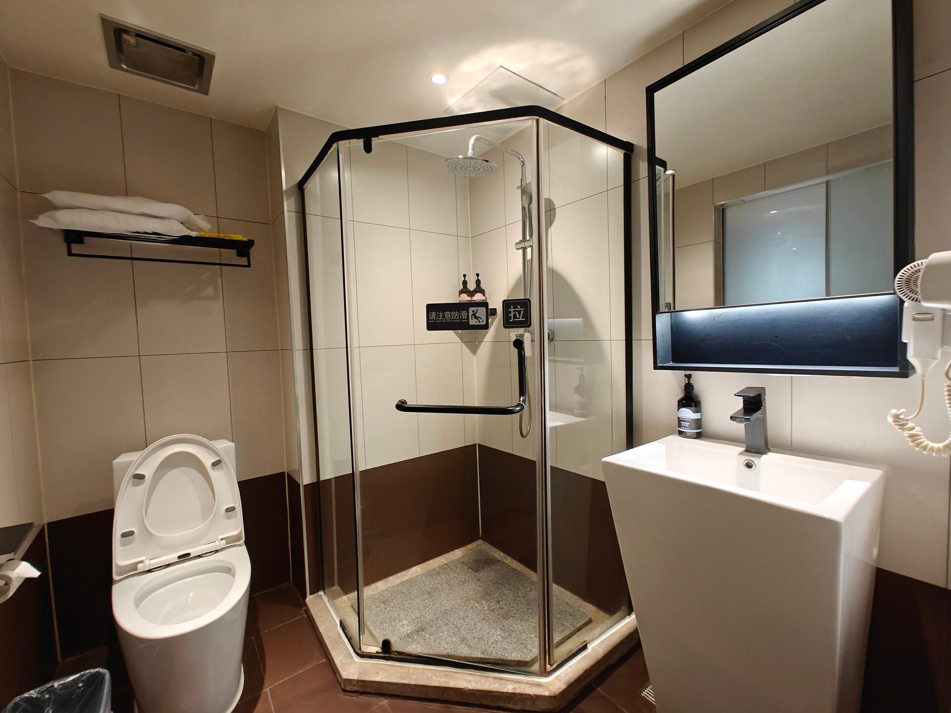 WH - Youxiang Romantic Room