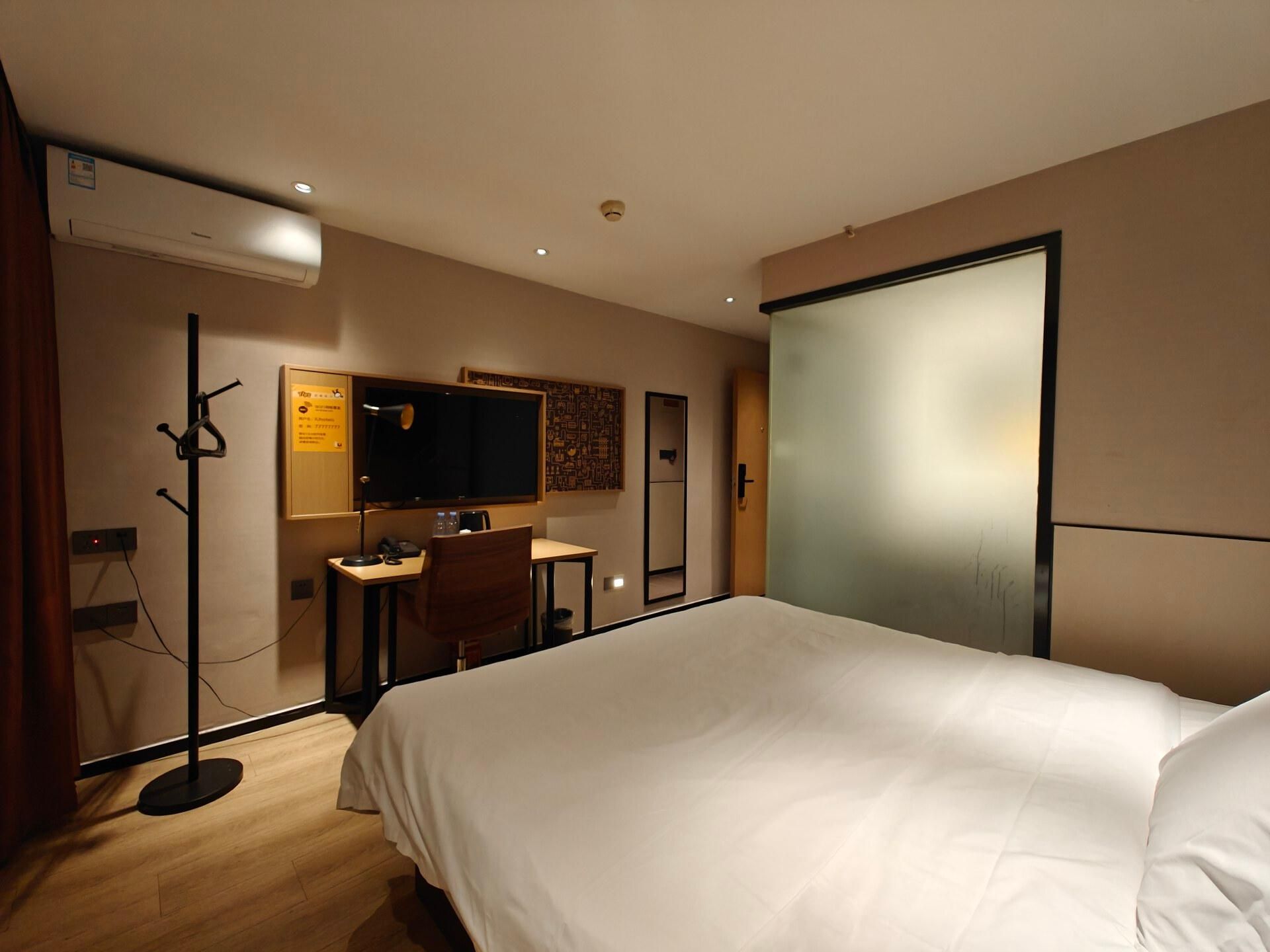 Lavande Hotel Daxing Airport New City Subway Station