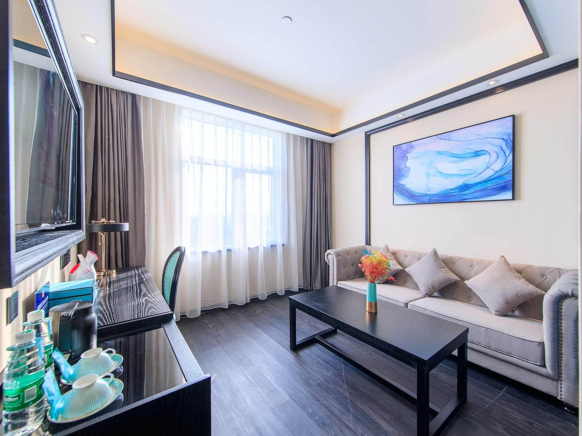 Xana - Deluxe Suite Room