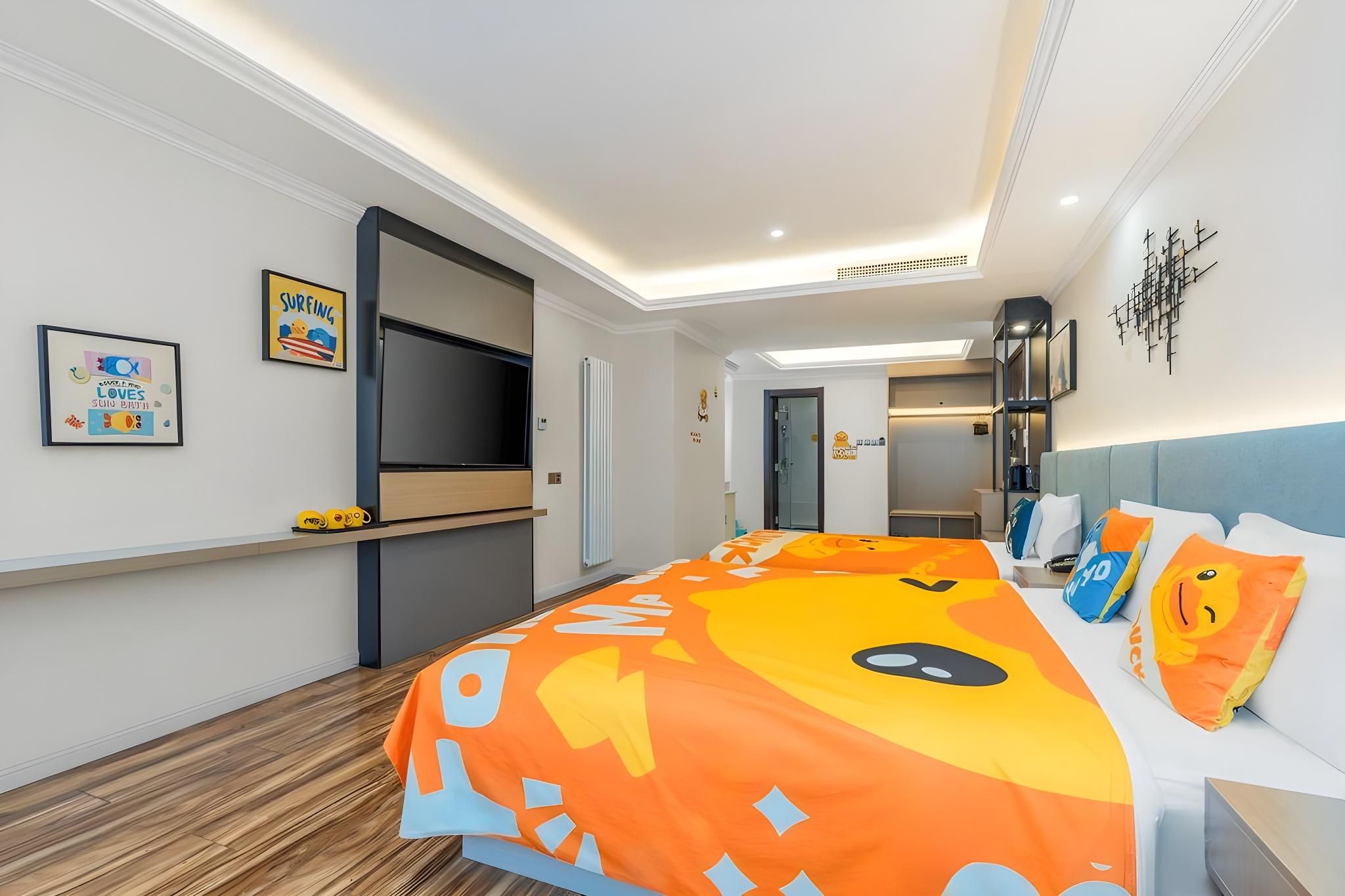 Family-friendly 2-bed Room
