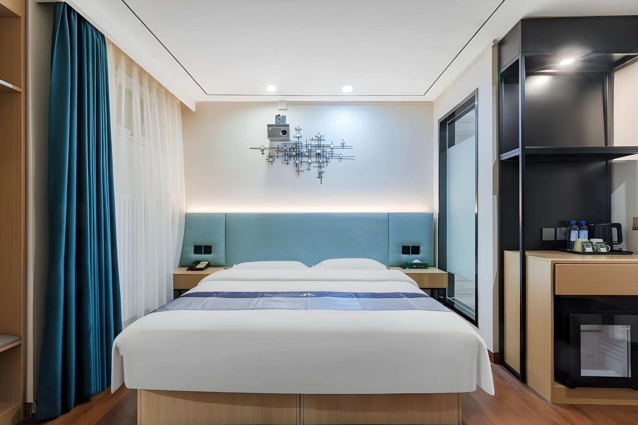 Featured Room