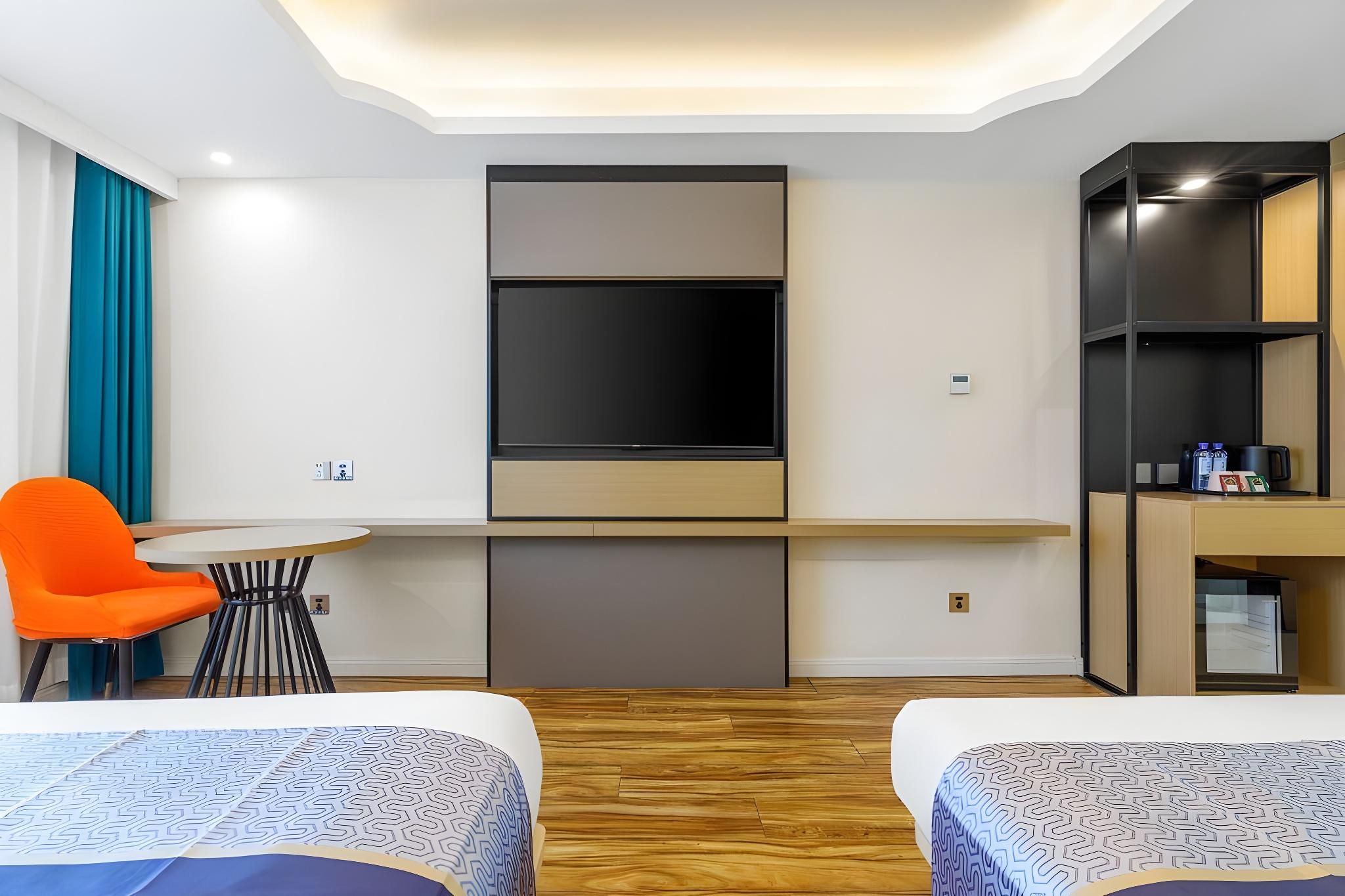 Superior 3-bed Room