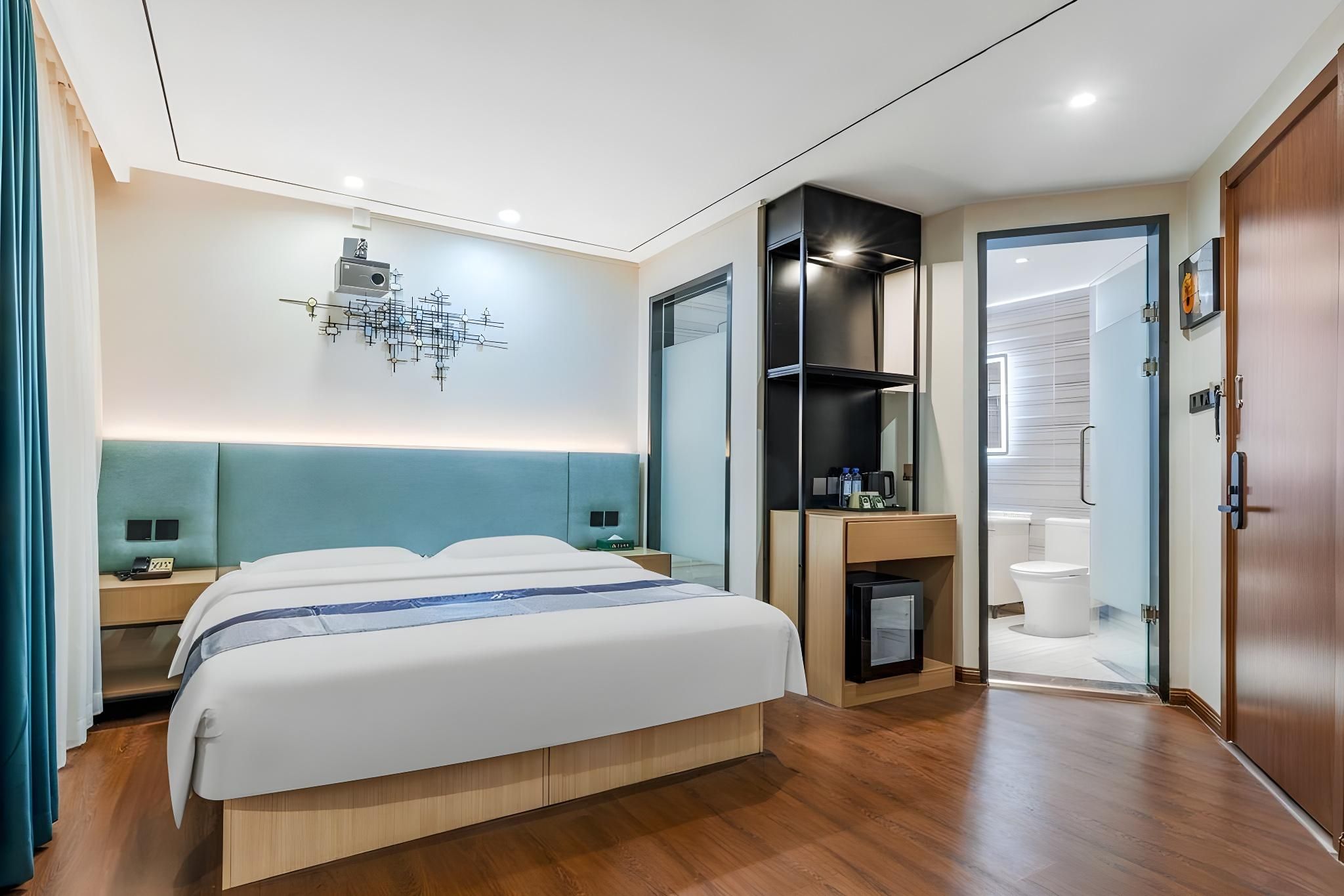 Featured Room