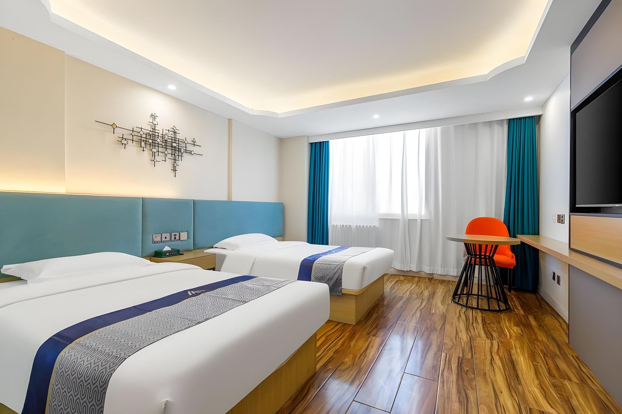 Superior 2-bed Room