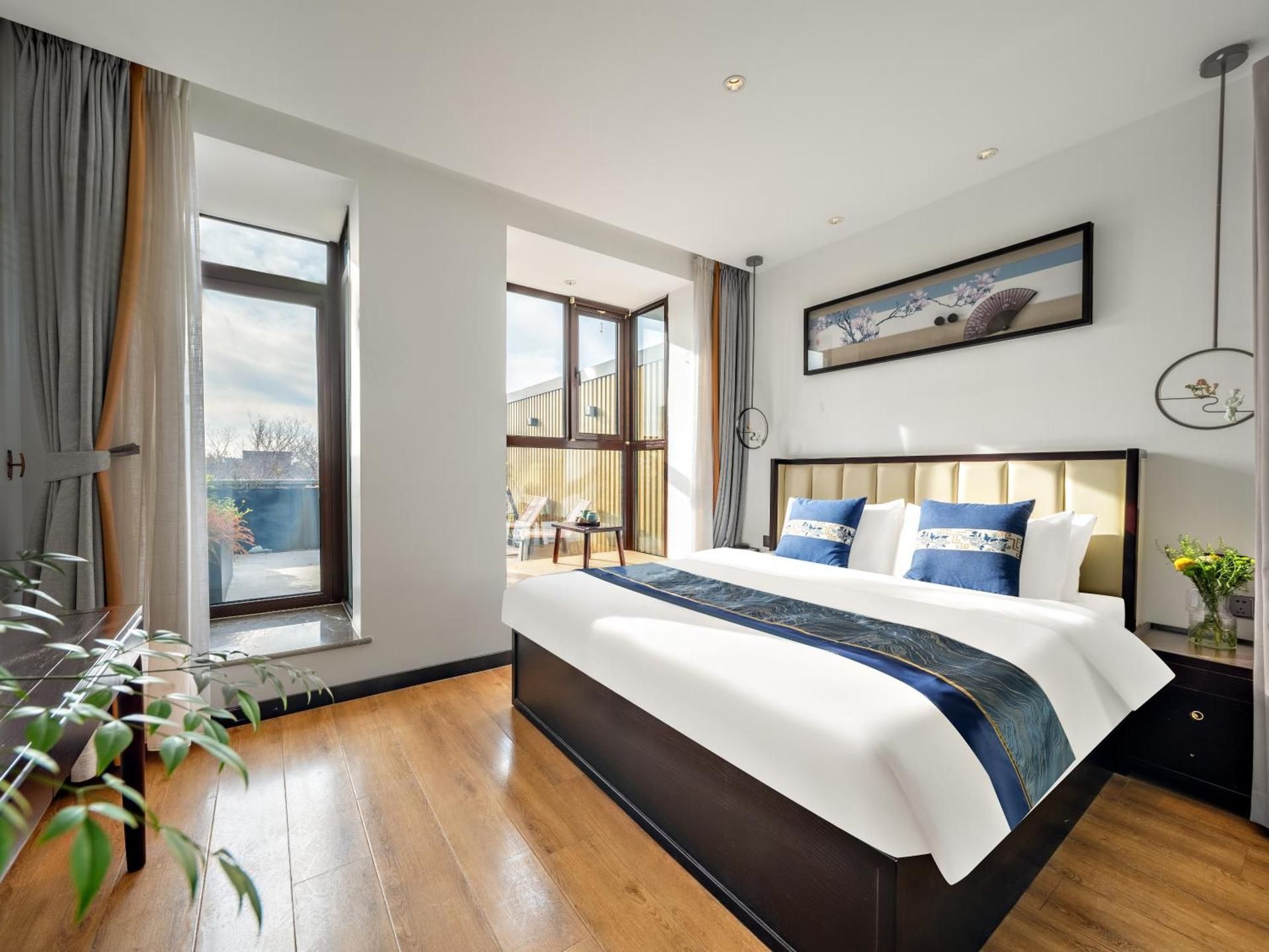 Private Garden Deluxe Double Room with Terrace