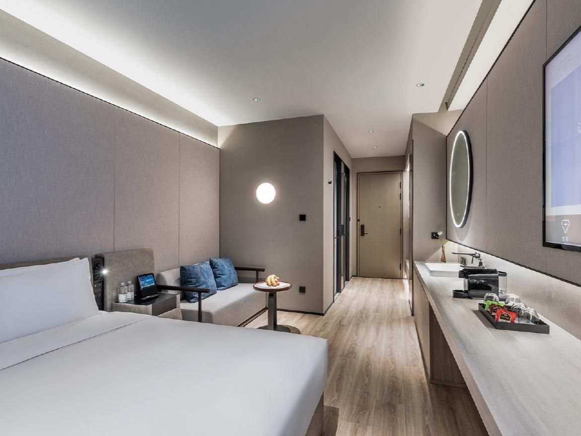 Huazhu - Executive Bed Room