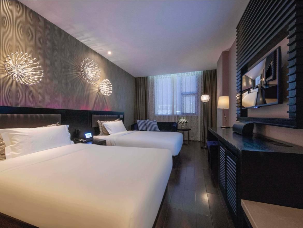 Twin Business Room