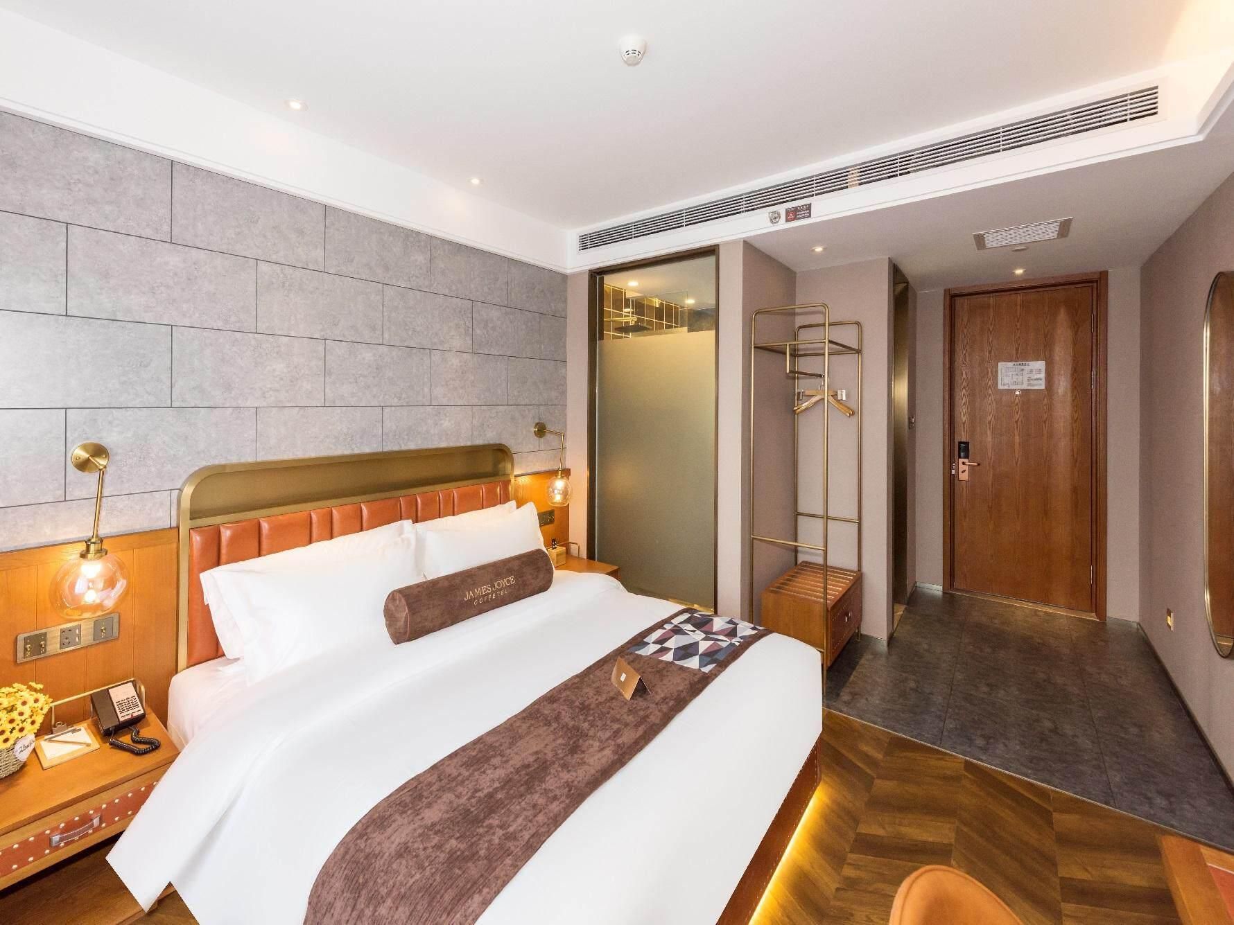 James Joyce - Feifan Bed Room