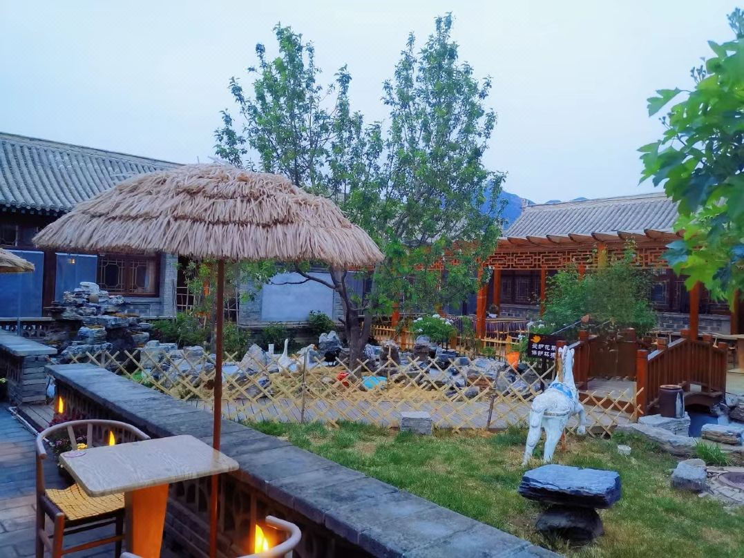Huazhu - Room With Bed