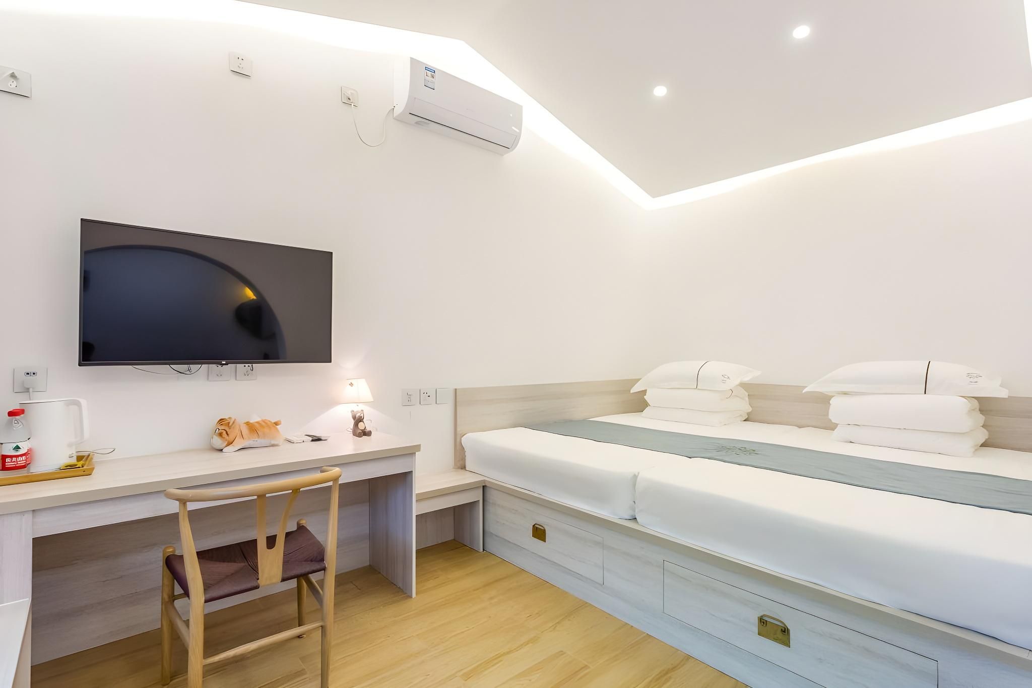 Suite Room
