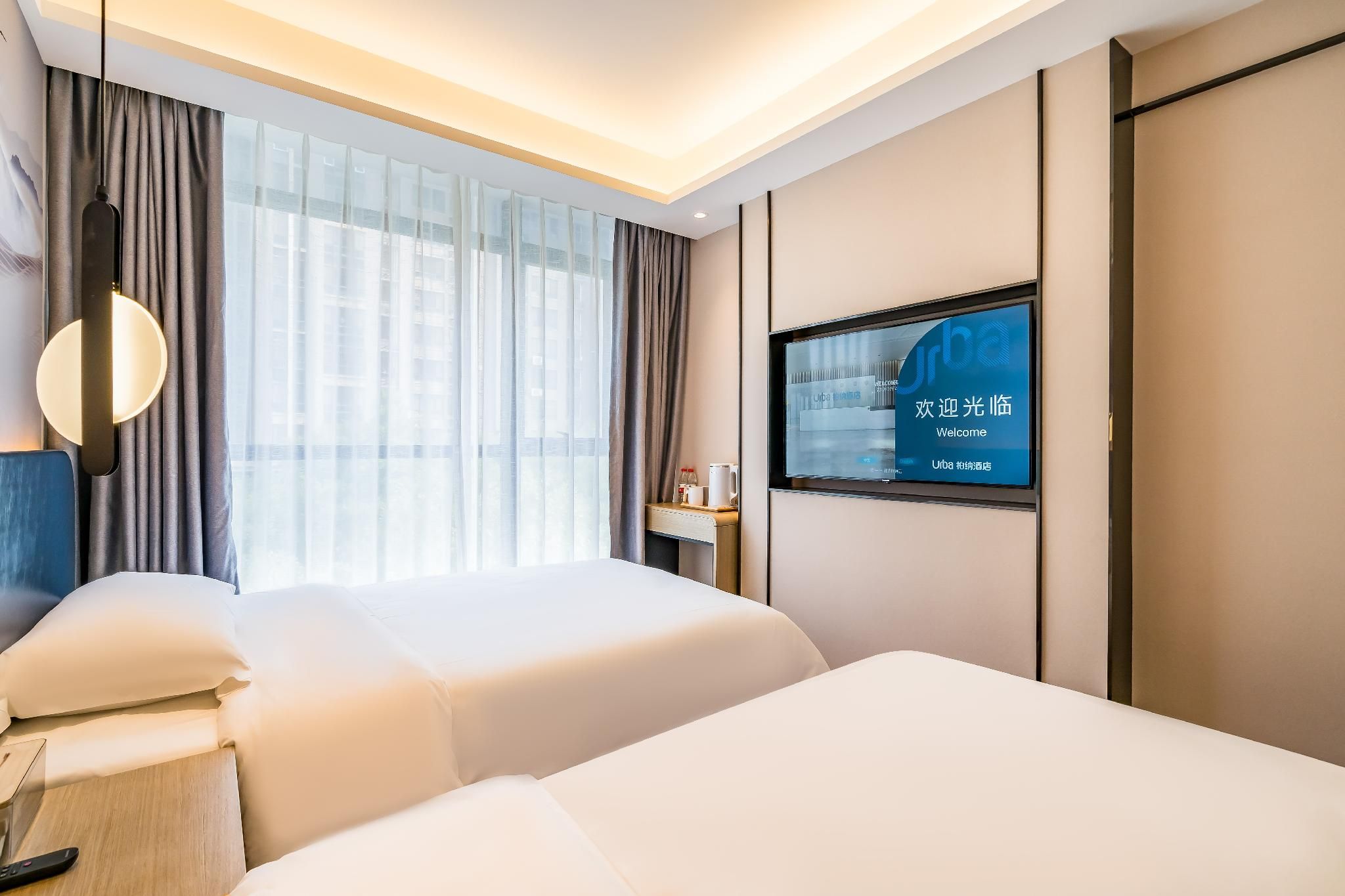 Double Room with View