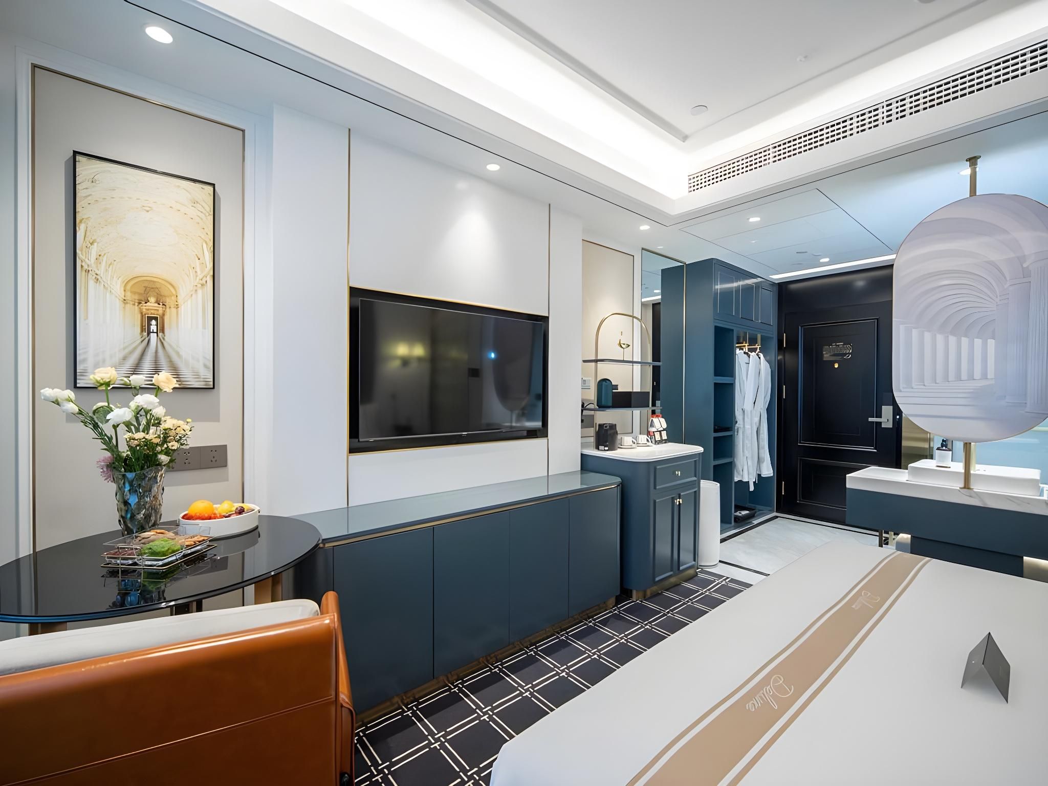 U+ Romantic Custom Room
