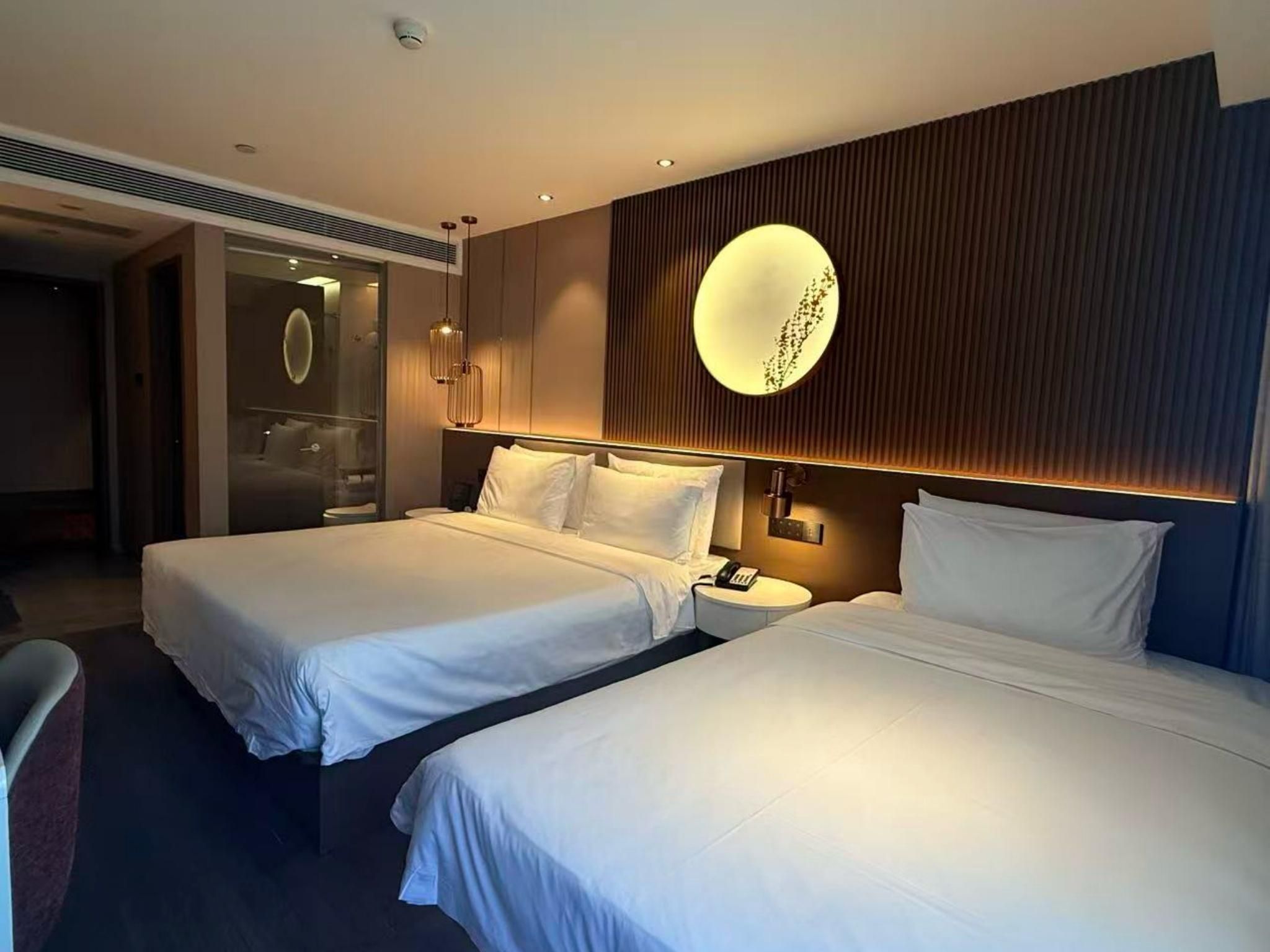Huazhu - Family Room
