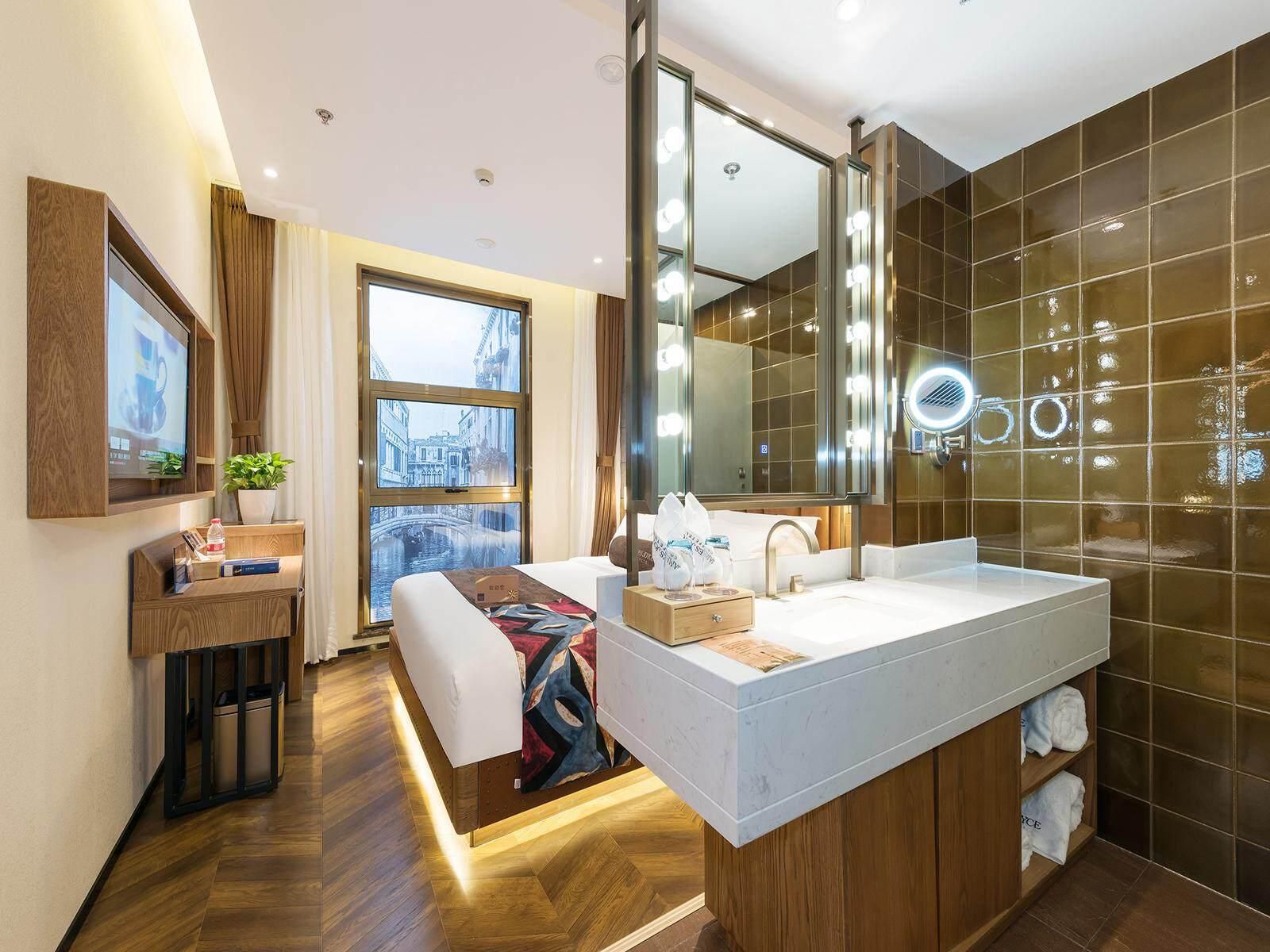 Jinjiang - Feng Ya Business