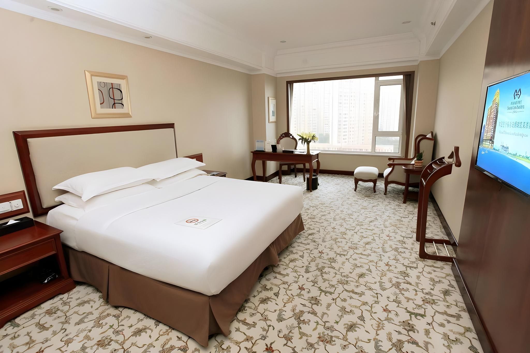 Executive Deluxe Smart Elegant Room (Double Bed) (Fridge)