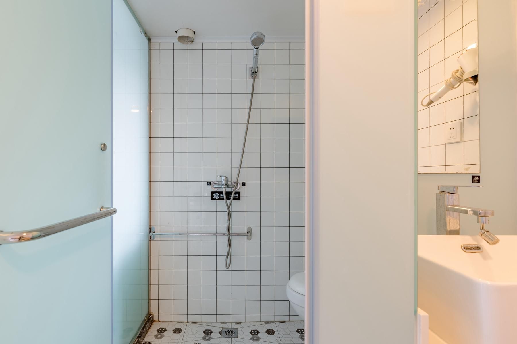 Suite with Balcony - Non-Smoking