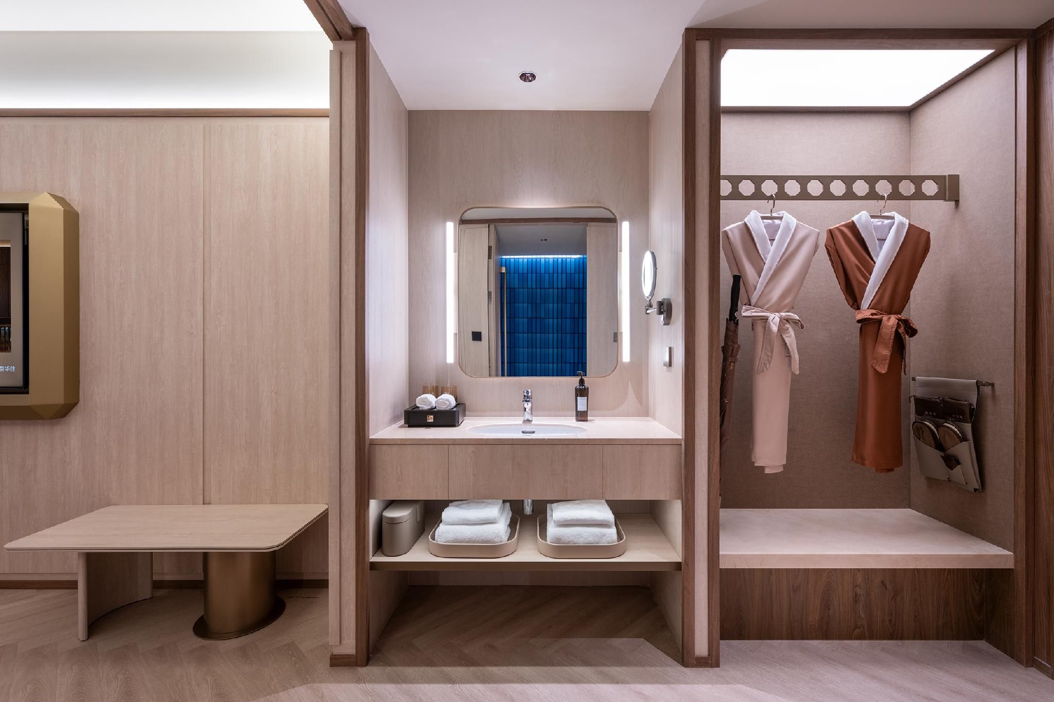 Twin Business Room