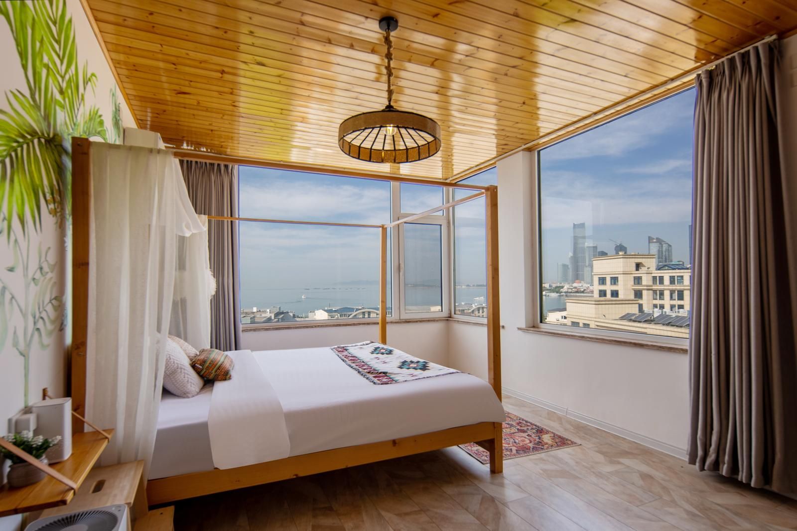 Ocean View King