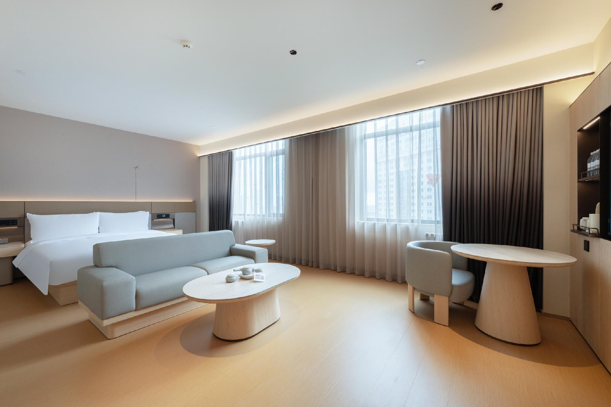 Huazhu - Seaview Bed Room