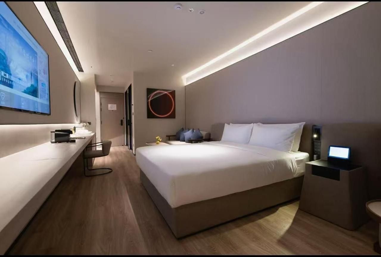 Crystal Orange Hotel Qingdao Shandong Road Mixc Deluxe Queen Room 2