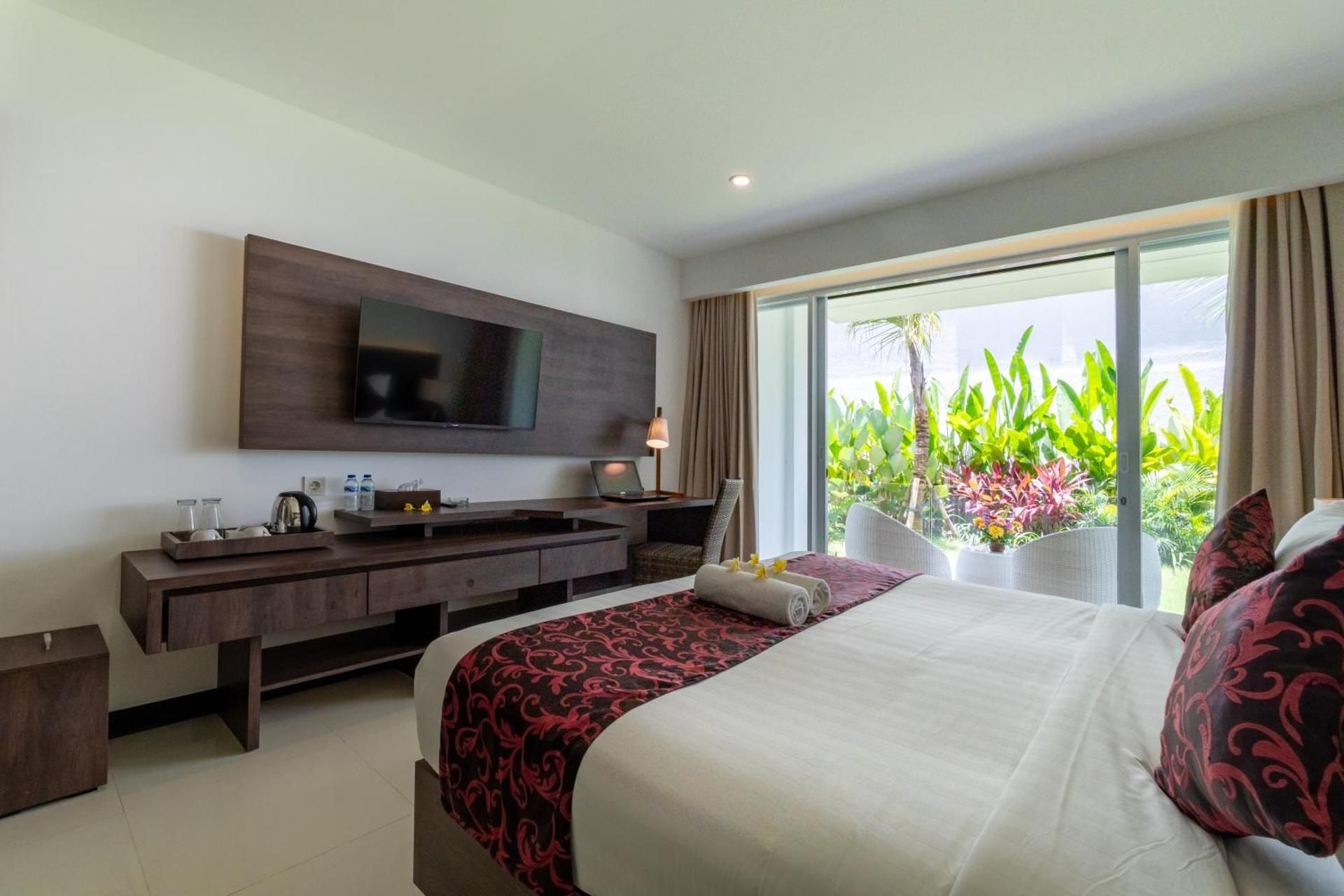 Standard double garden view