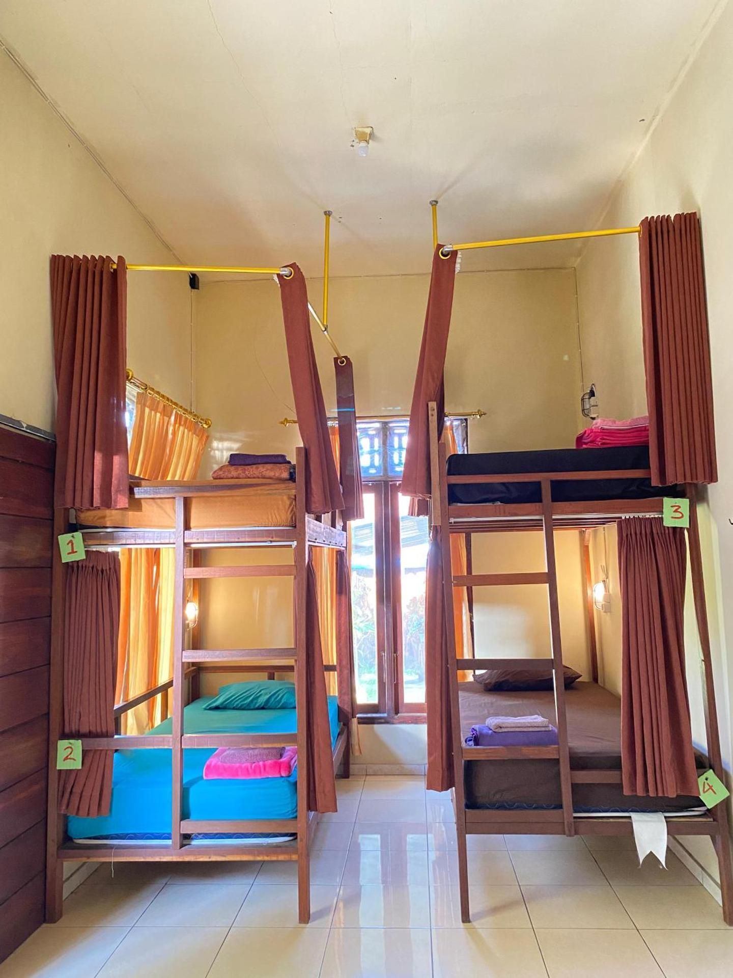 Bed in 6-Bed Mixed Dormitory Room