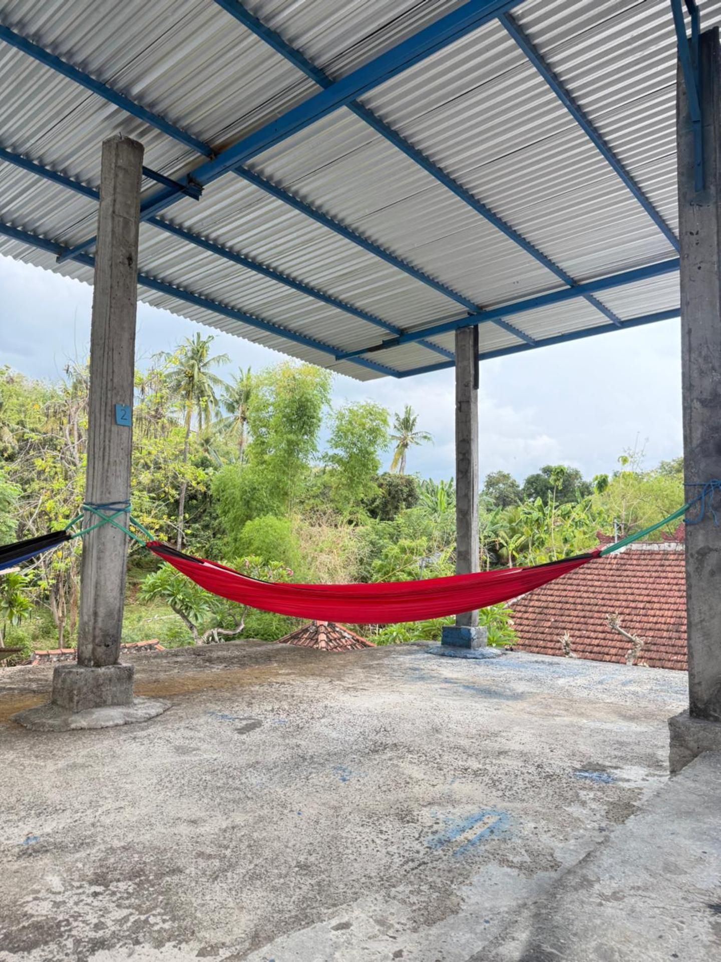 6 Hammock Dormitory