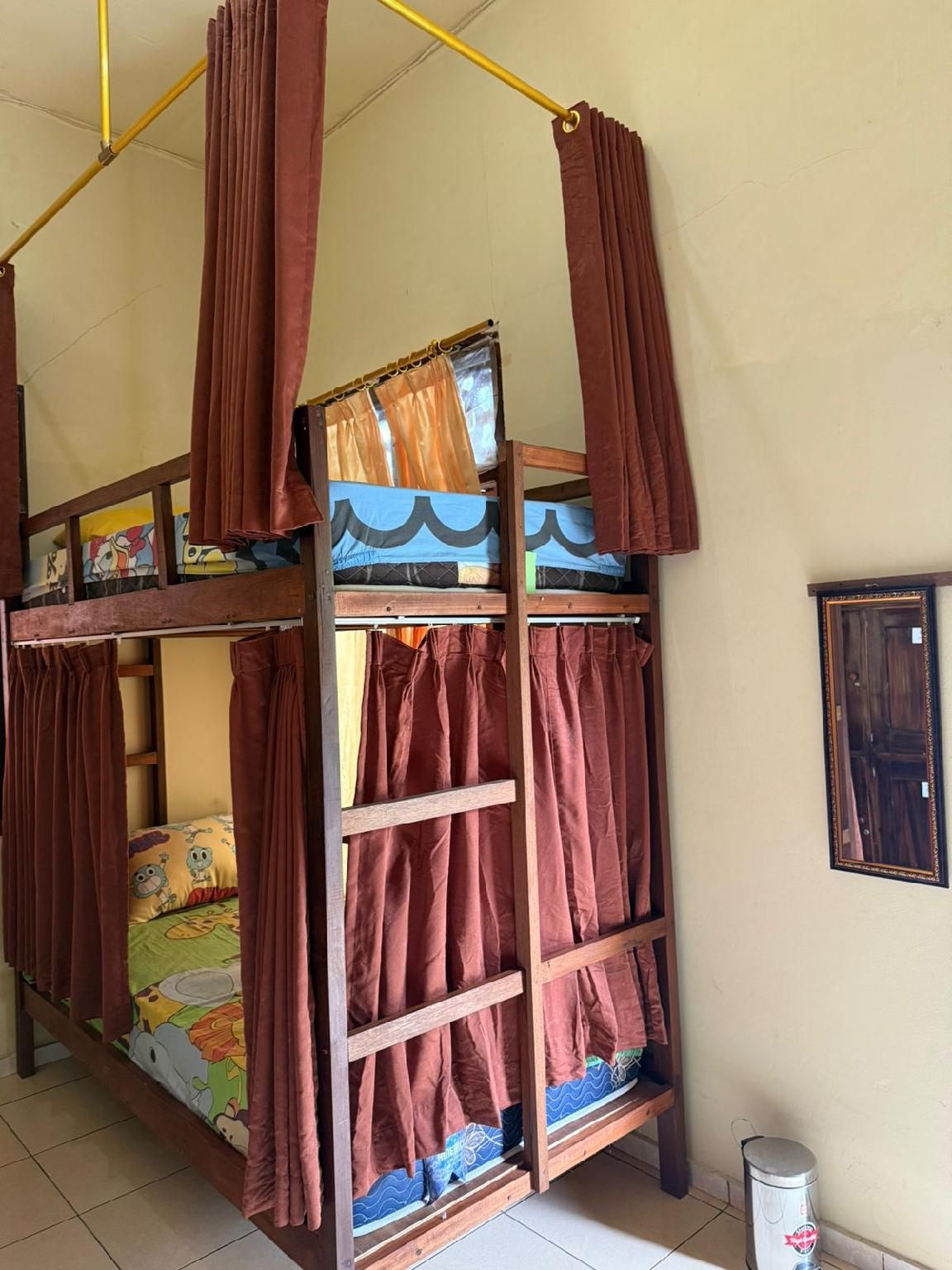 Dormitory Room - 6 People