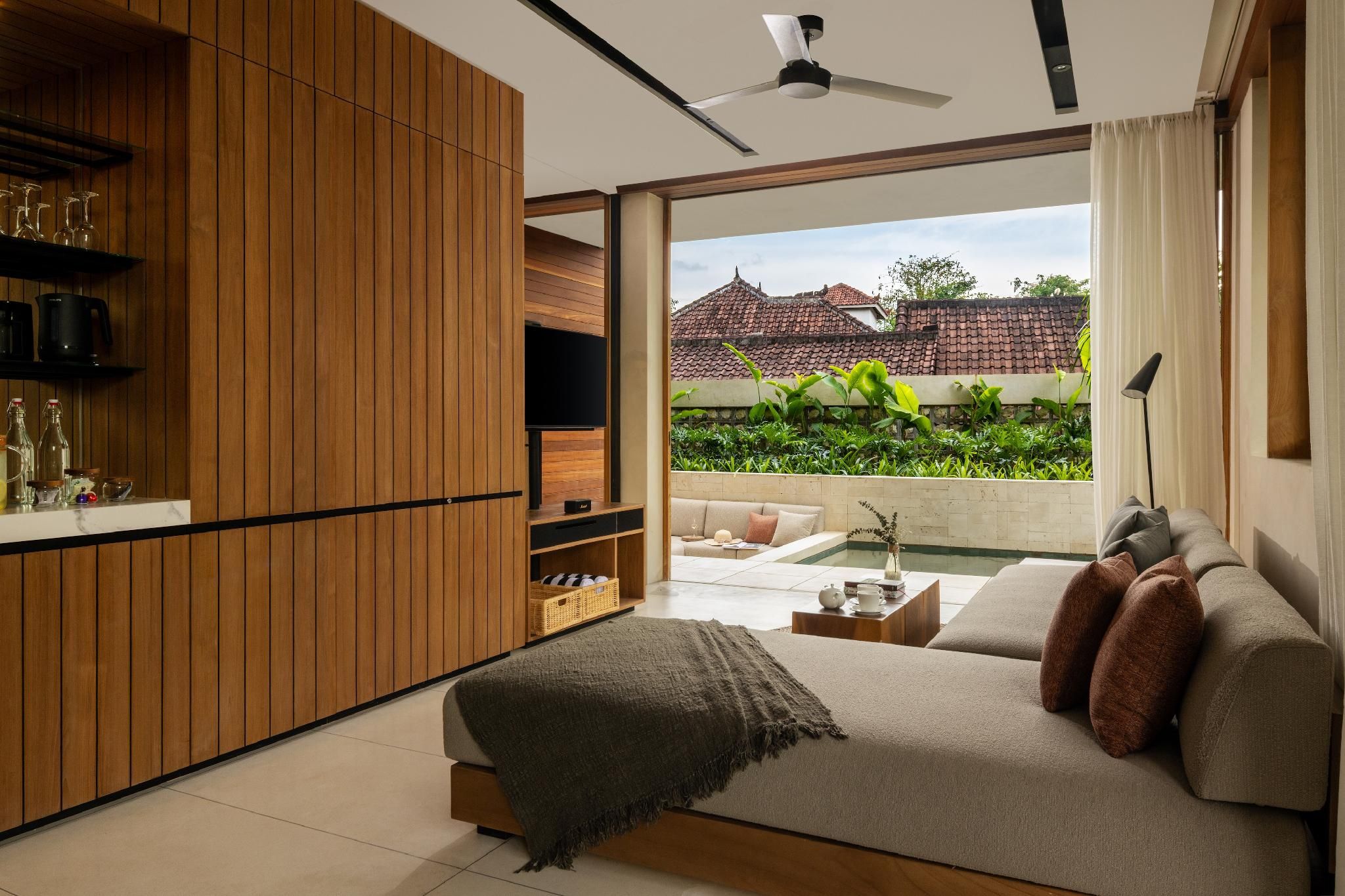 Deluxe Garden Villa with Plunge Pool