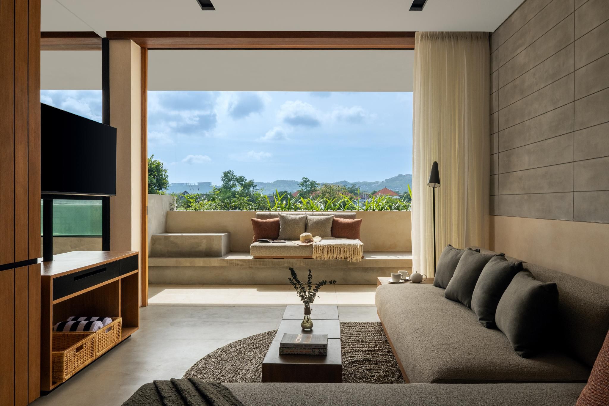 Jacuzzi Deluxe Room