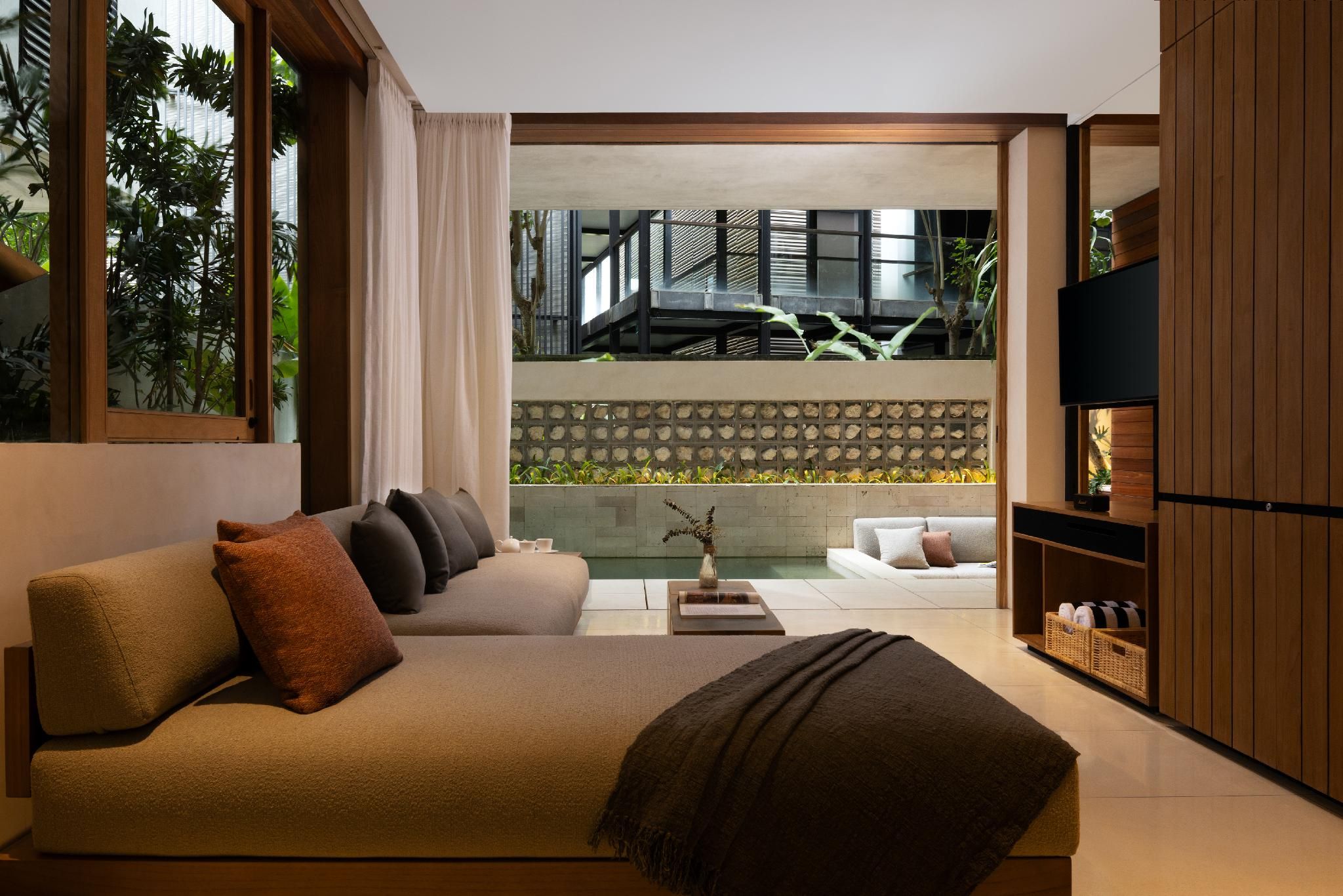 Garden Villa with Private Sauna and Bathroom