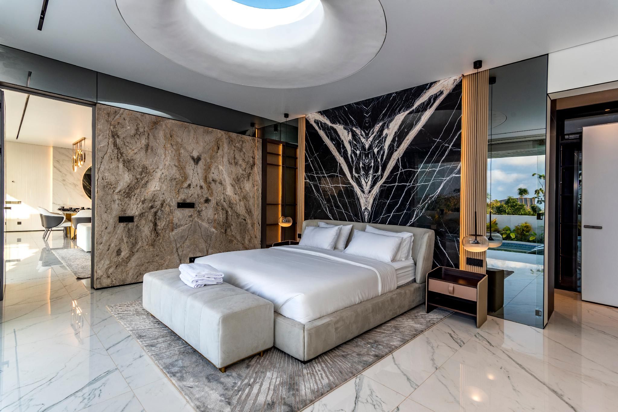 2 Bedroom Deluxe Suite