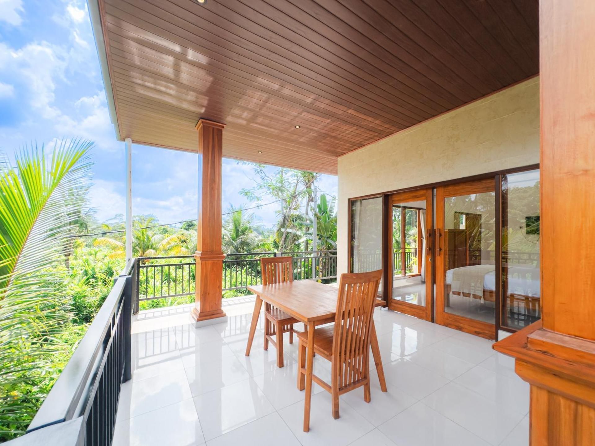 Deluxe Room with Kitchen