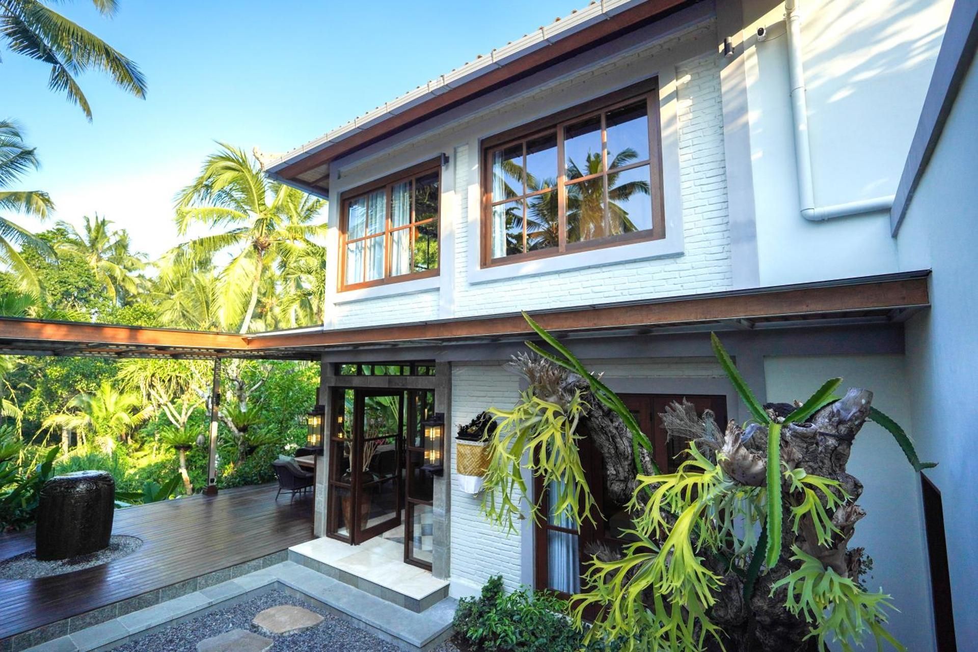 Three Bedroom Villa with Executive Studio as Twin Bedroom Suite