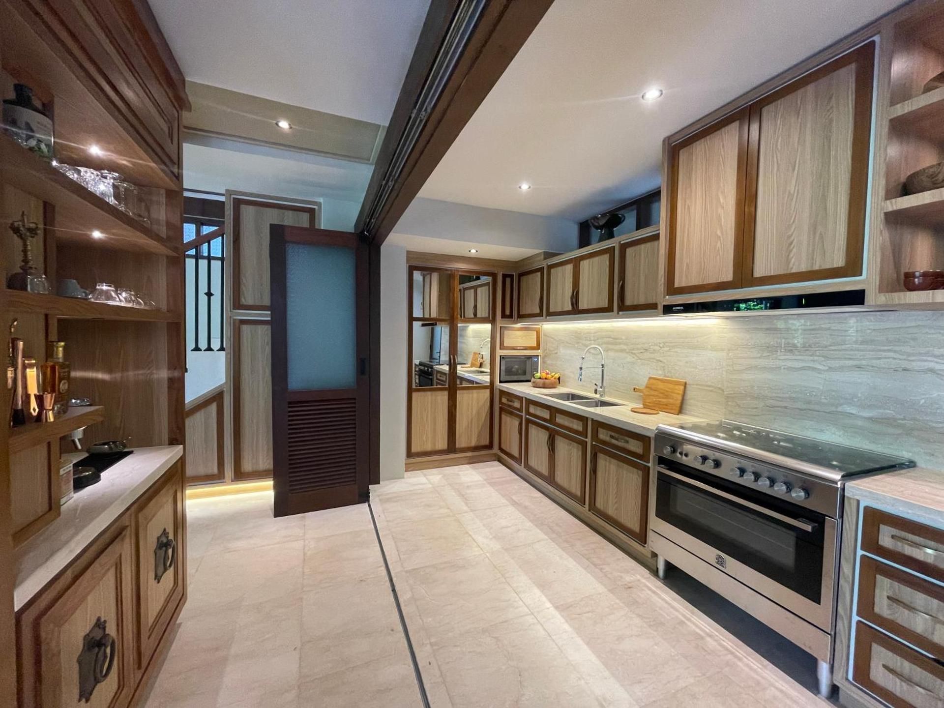 Two Bedroom Villa with Executive Studio (Office + Lounge + Spa Bath)