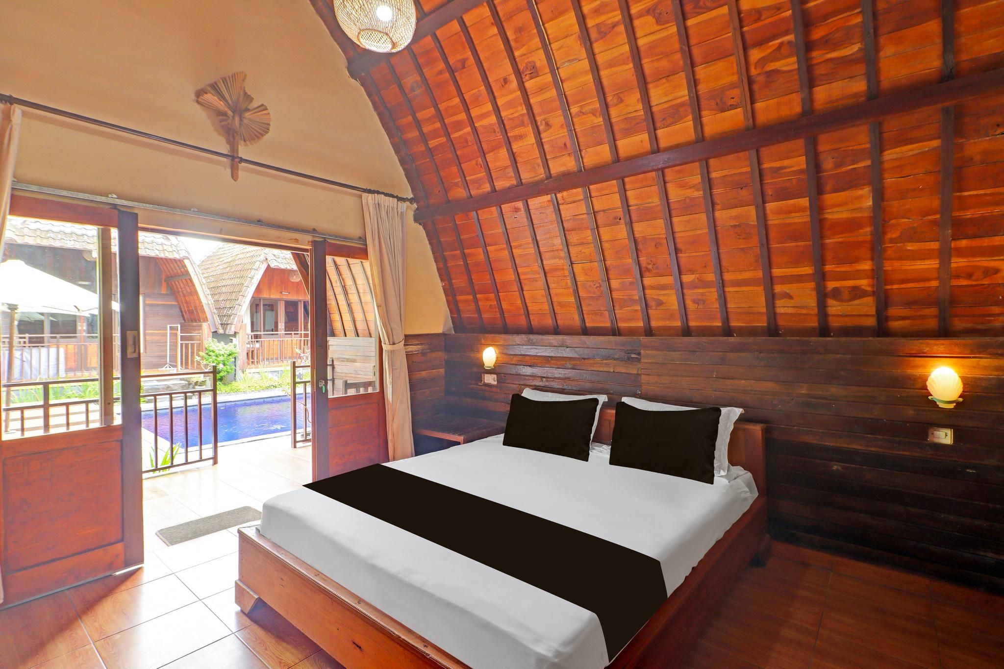 Suite with Pool Access - Adult Only