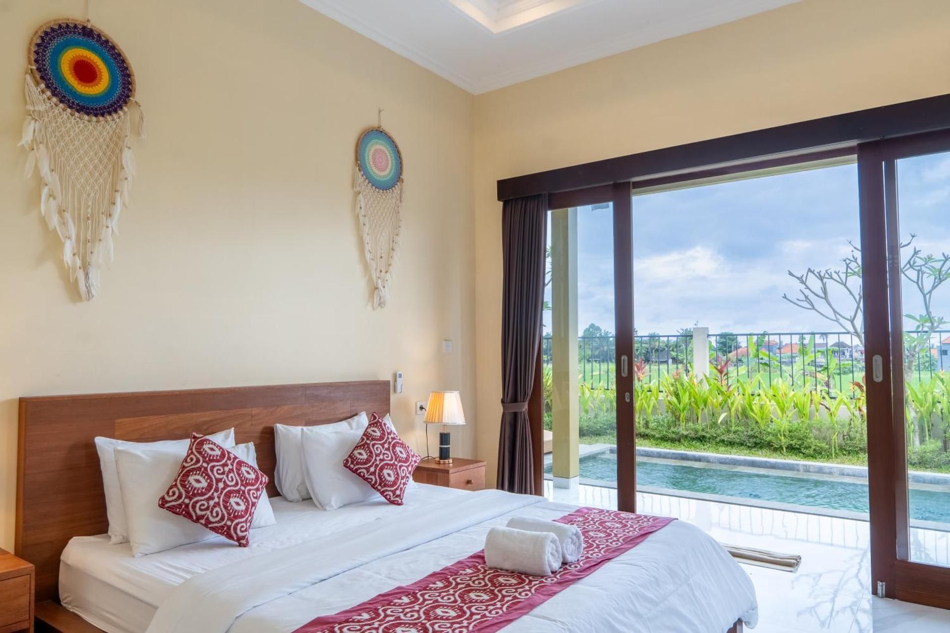 One-Bedroom Villa